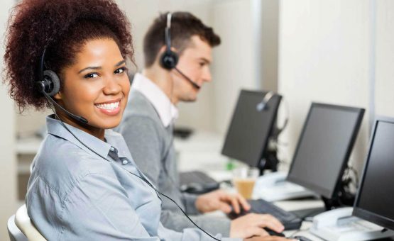 customer-service-call-center-ss-1920-1 customer-service-call-center-ss-1920-1